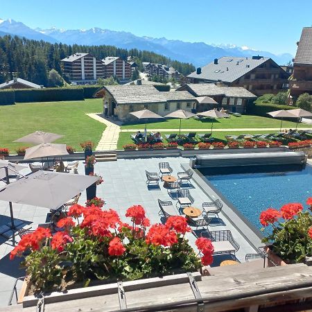 Apartment 24 Hotel Etrier Pool & Spa Crans-Montana Luaran gambar