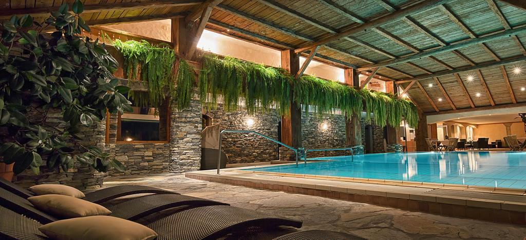 Apartment 24 Hotel Etrier Pool & Spa Crans-Montana Luaran gambar